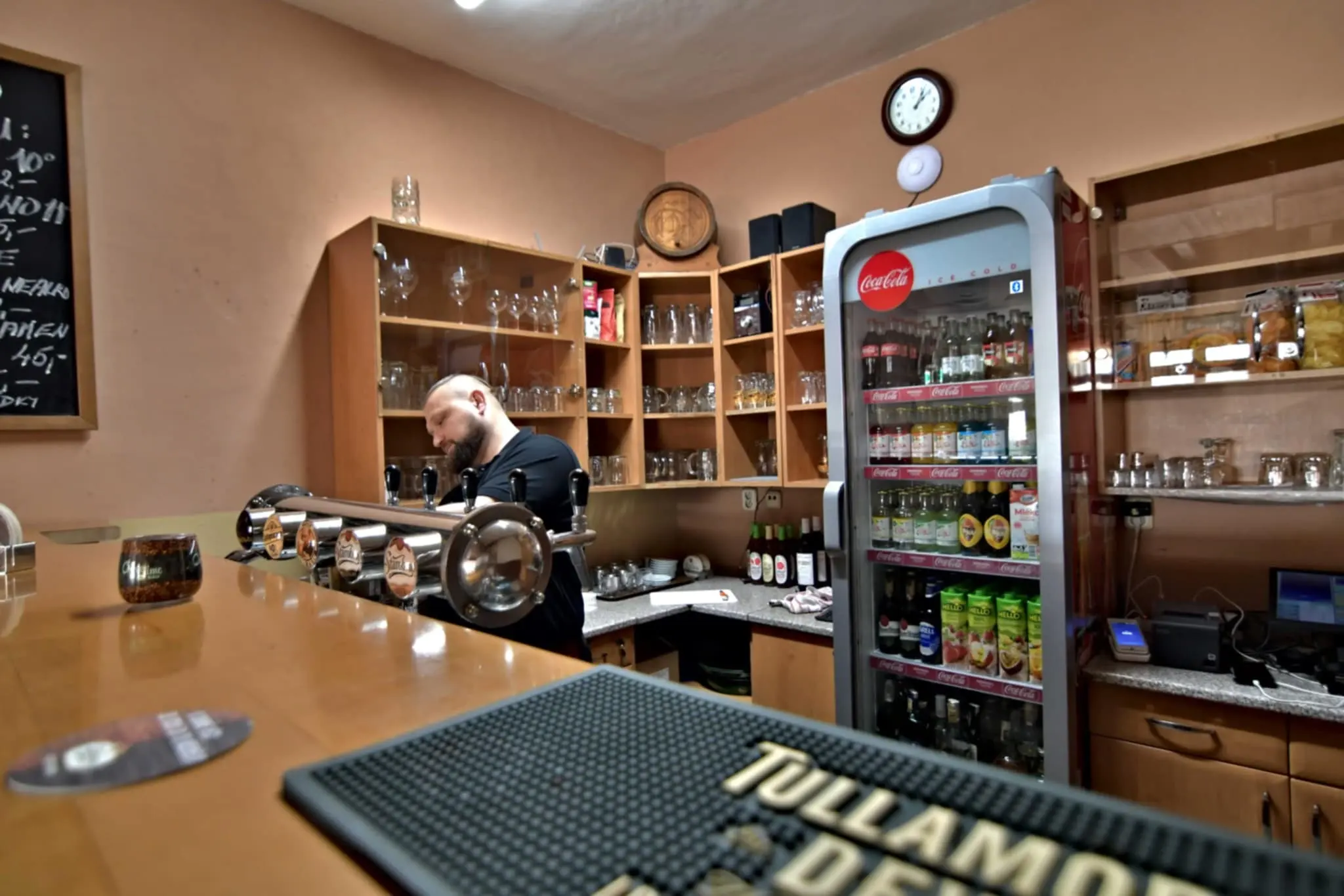 Zákulisí restaurace & provozovatelé